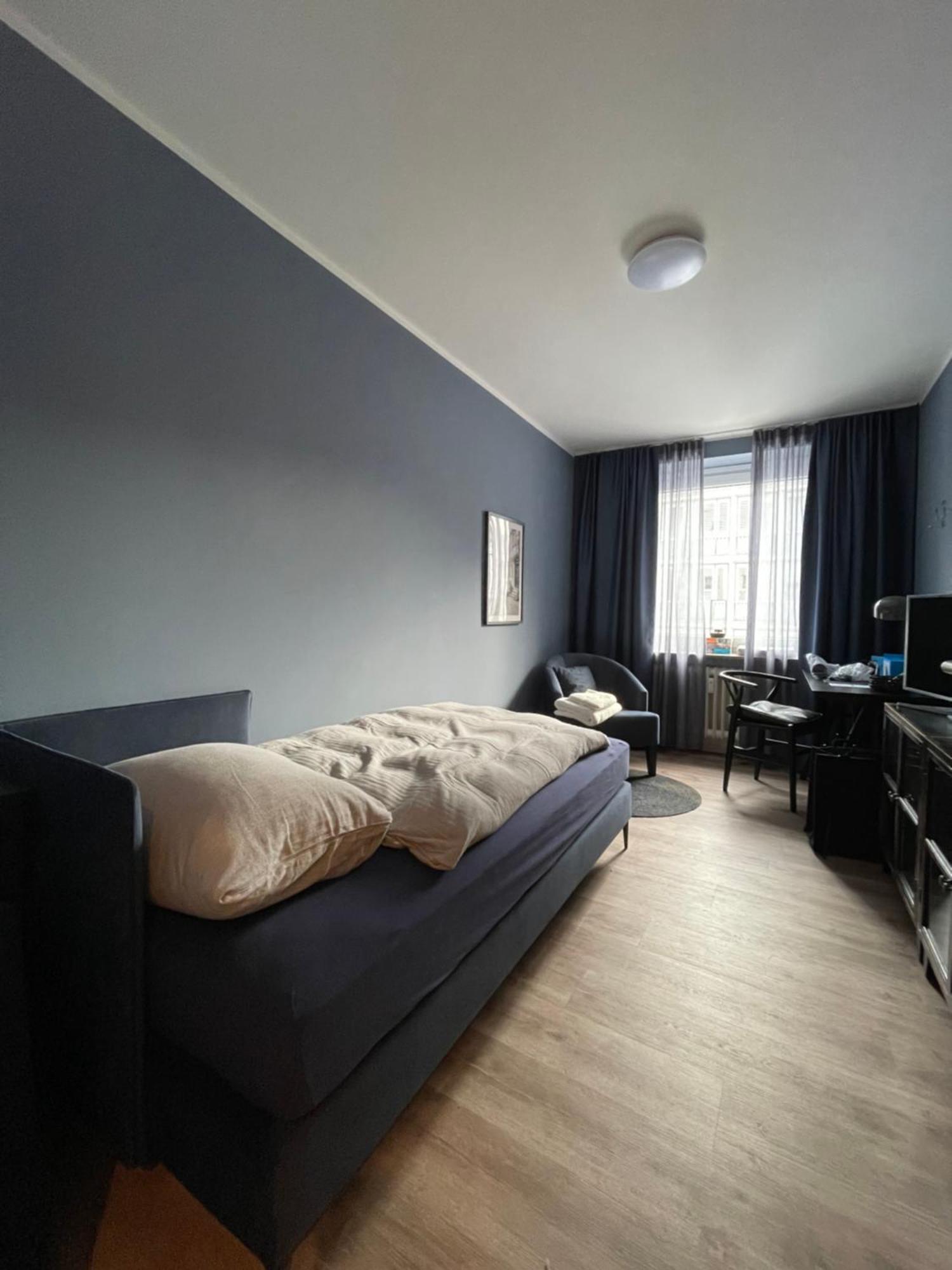 Zimmer In Der Altstadt บีเลอเฟล์ด ภายนอก รูปภาพ